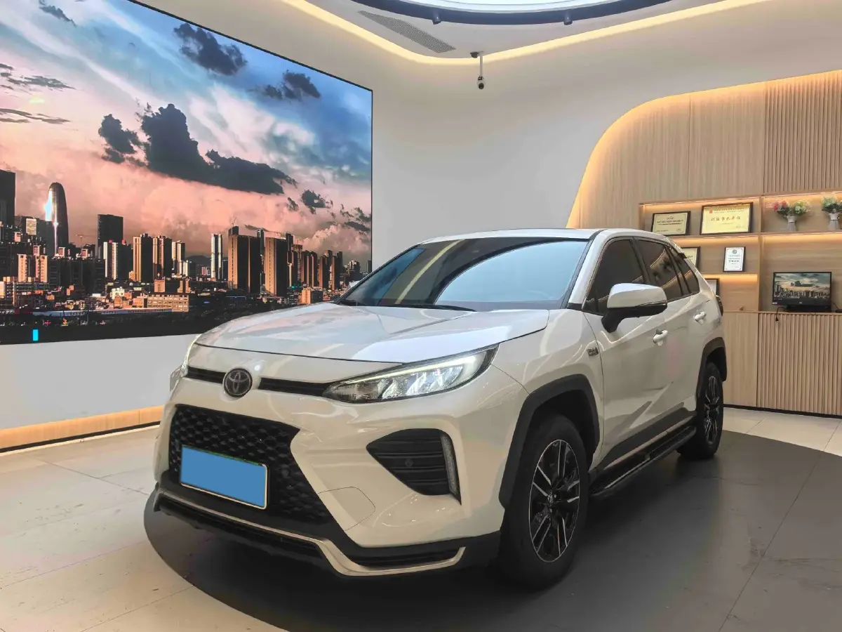 2021 Toyota Wildlander 2.5L 180HP L4 E-CVT PHEV 15.984KWH