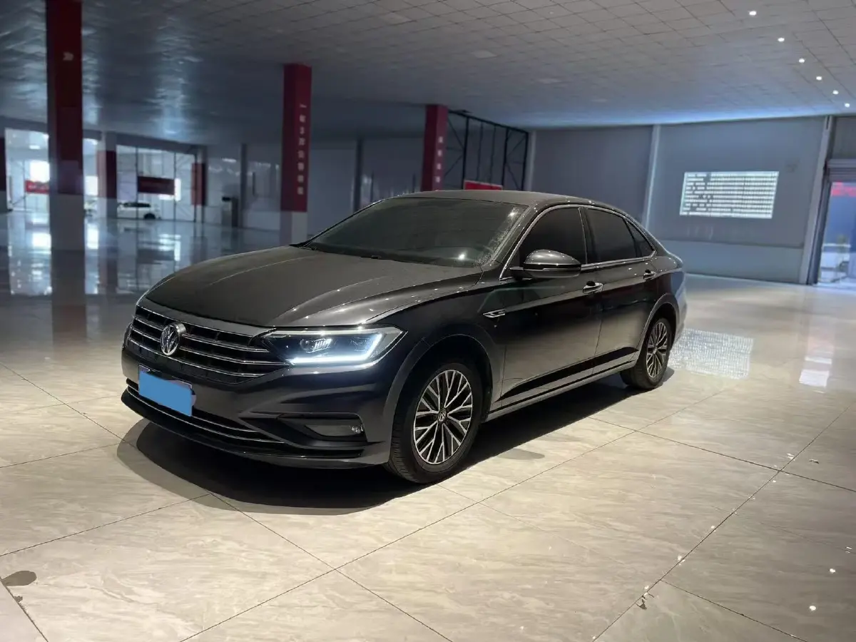 2021 Volkswagen Sagitar 1.4T 150HP L4 7DCT