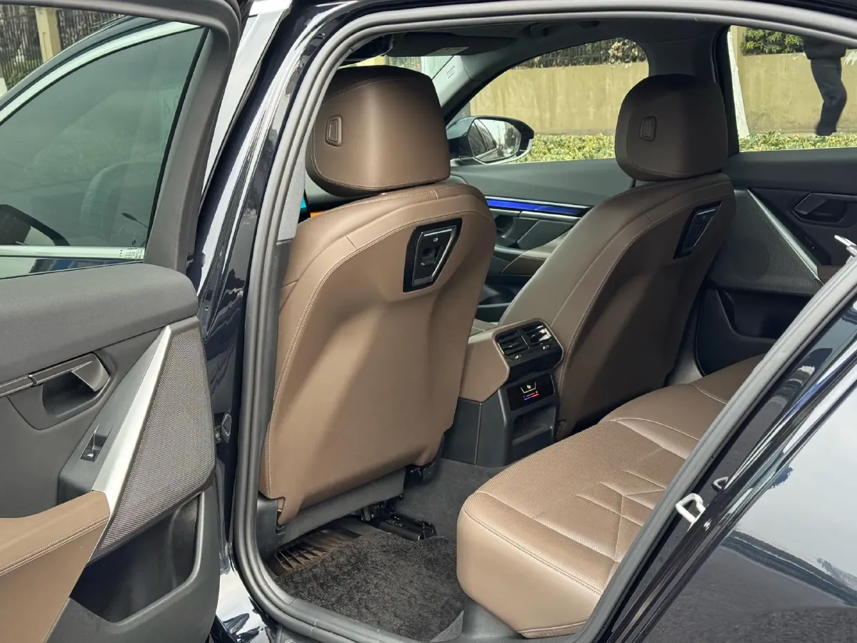 2024 BMW i5 BEV 79.05KWH,autocango,china used car exporter,china ev exporter,chinese used car exporter,chinese used ev exporter