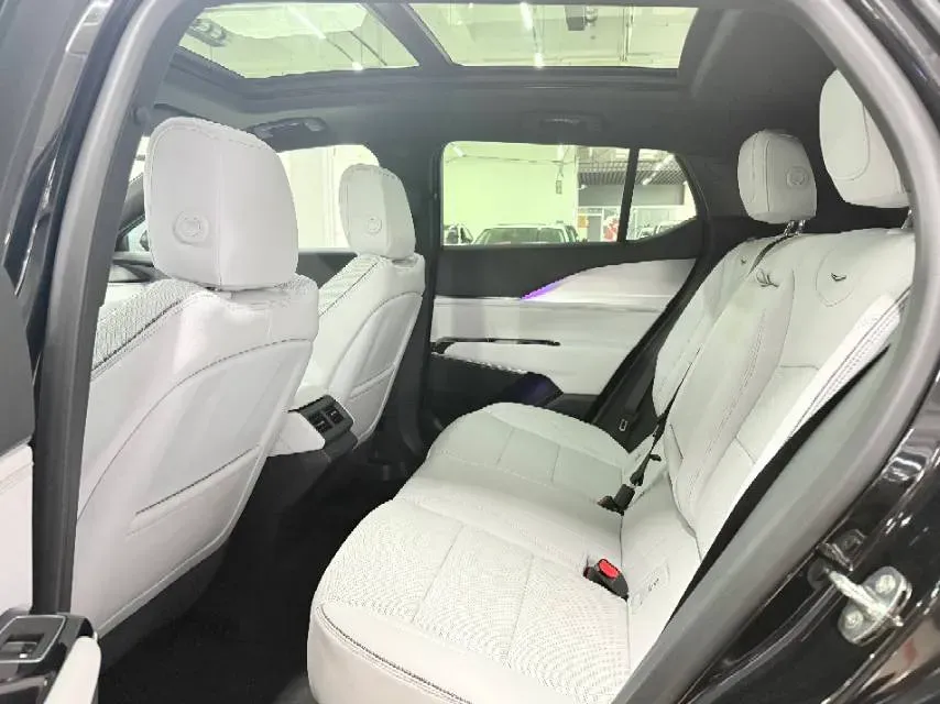 2023 Cadillac GT4 1.5T 211HP L4 9AT,autocango,china used car exporter,china ev exporter,chinese used car exporter,chinese used ev exporter