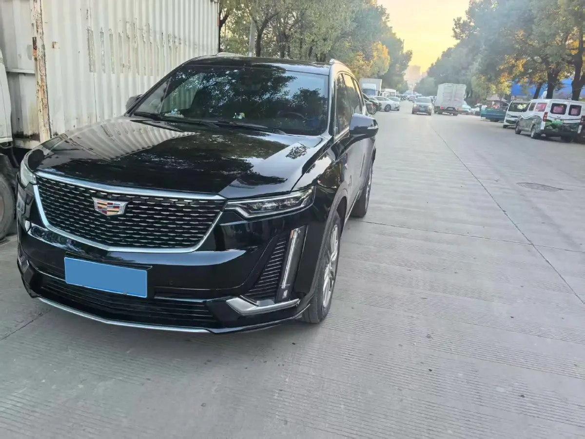 2022 Cadillac XT6 2.0T 237HP L4 9AT