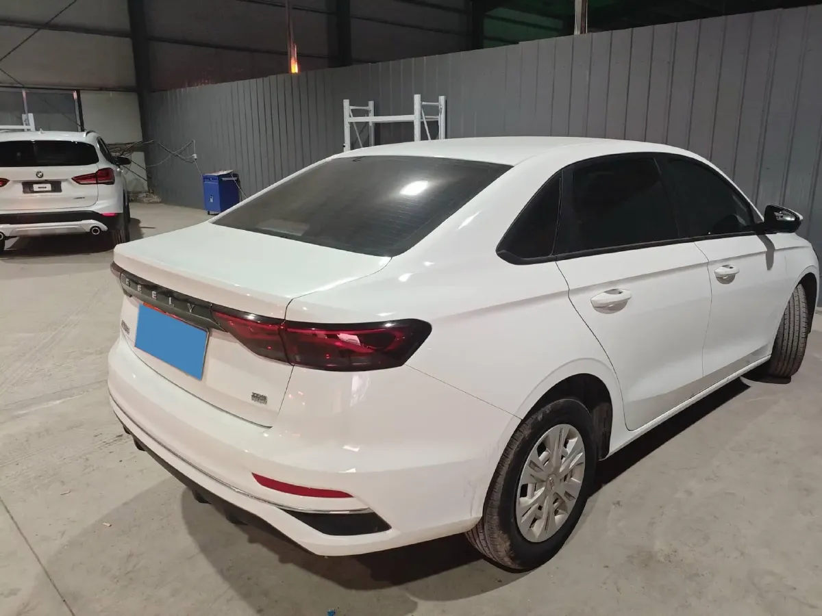 2025 Geely Emgrand 1.5L 127HP L4 5MT,autocango,china used car exporter,china ev exporter,chinese used car exporter,chinese used ev exporter