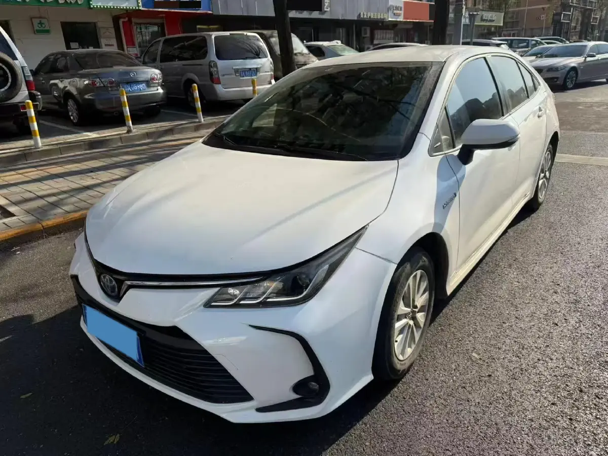 2022 Toyota Corolla 1.8L 98HP L4 E-CVT Hybrid