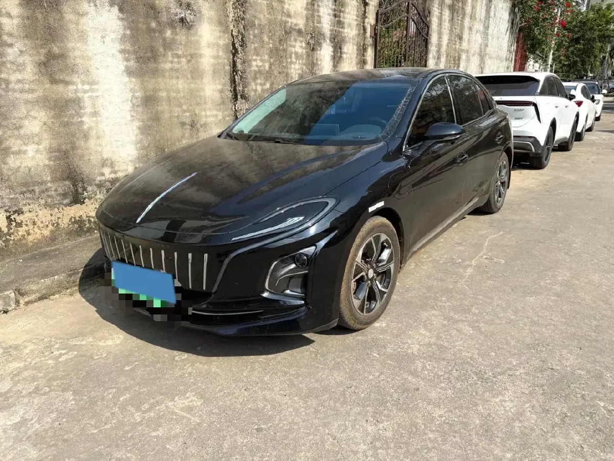 2023 HongQi E-QM5 BEV 54KWH