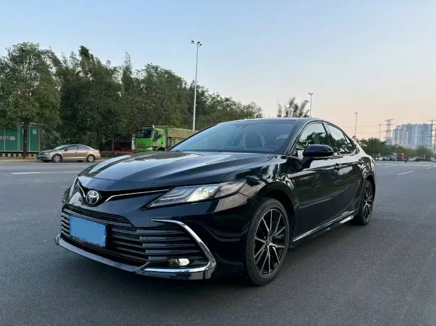 2019 Toyota Camry 2.0L 178HP L4 CVT