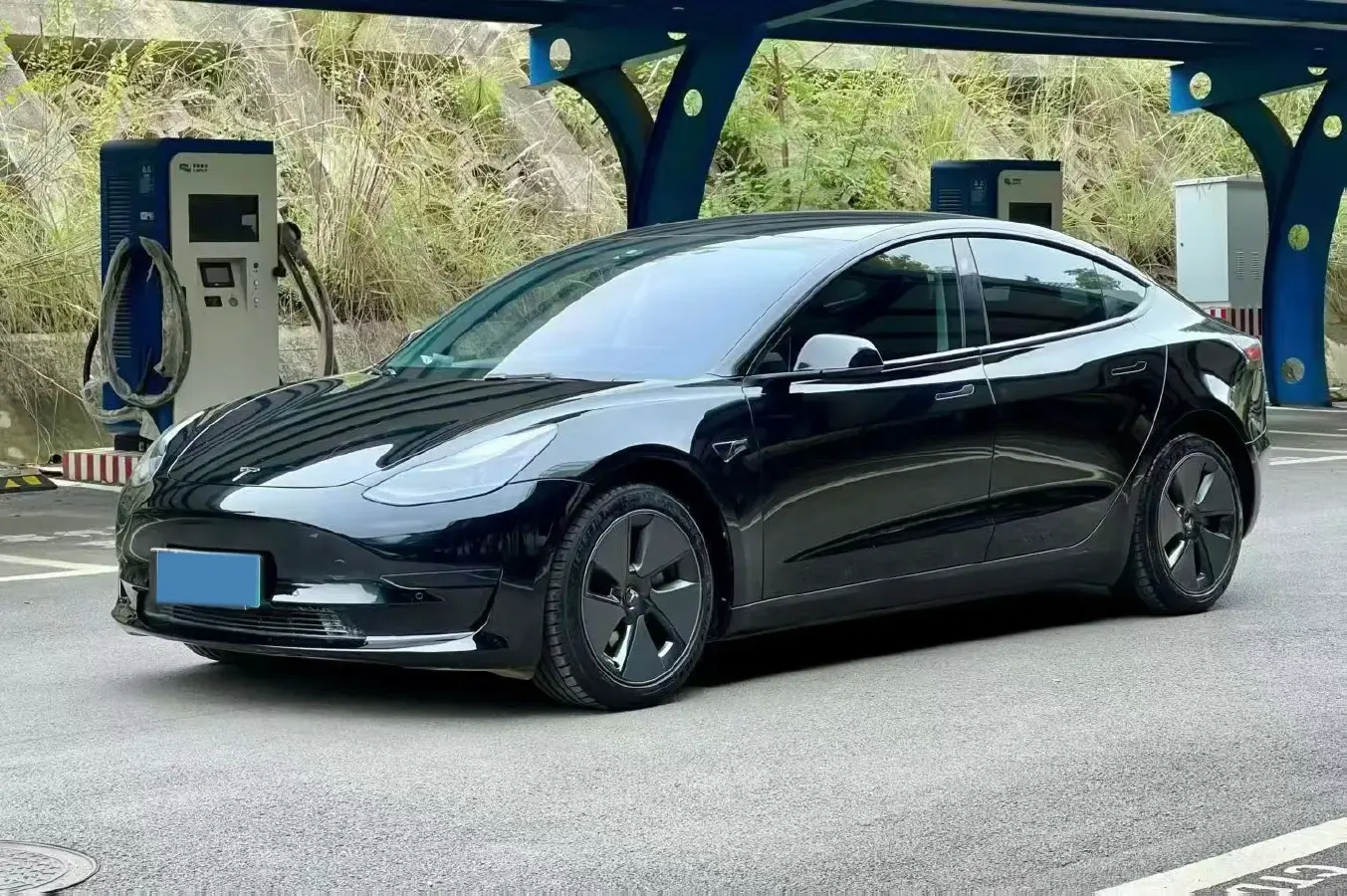 2023 HYPTEC GT BEV 80KWH