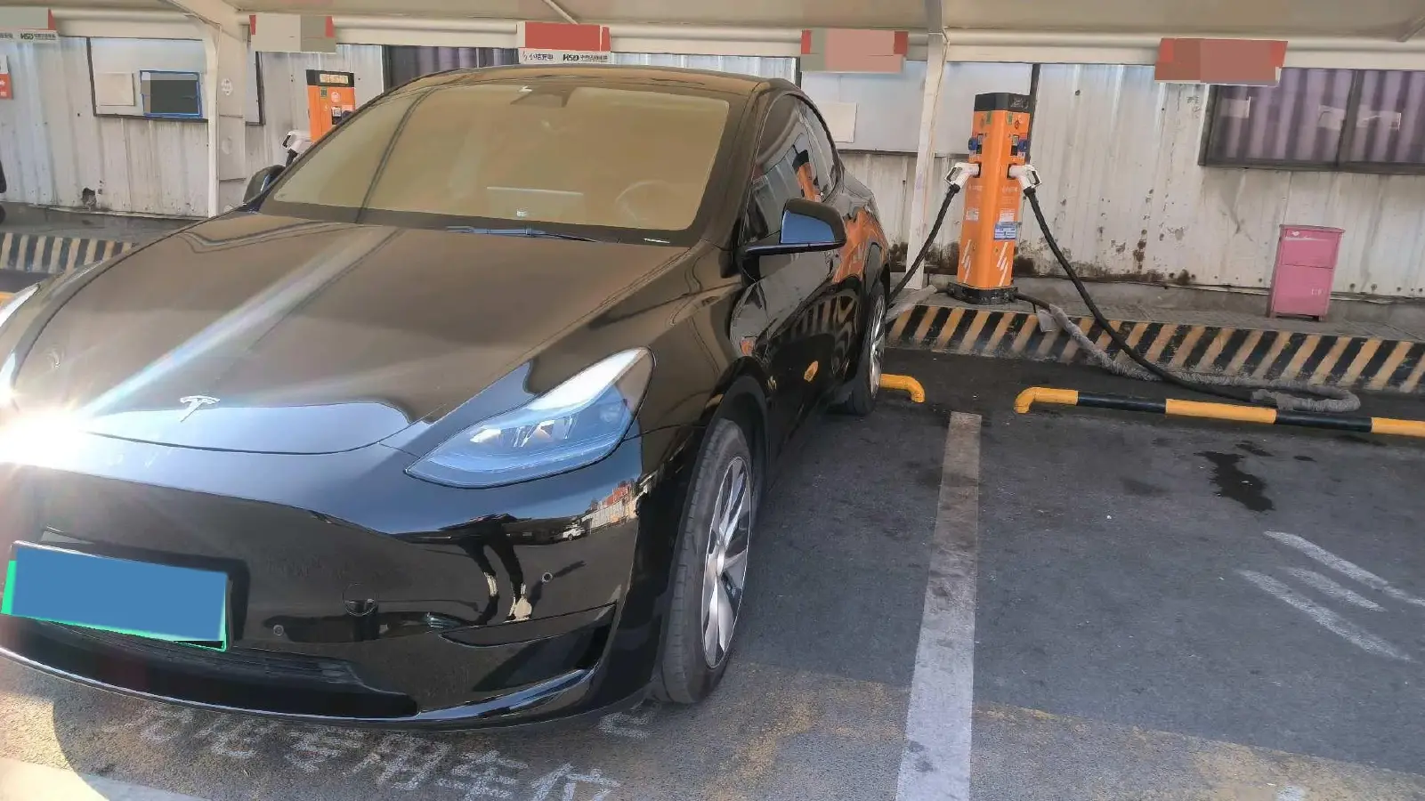 2022 Tesla Model Y BEV 60KWH