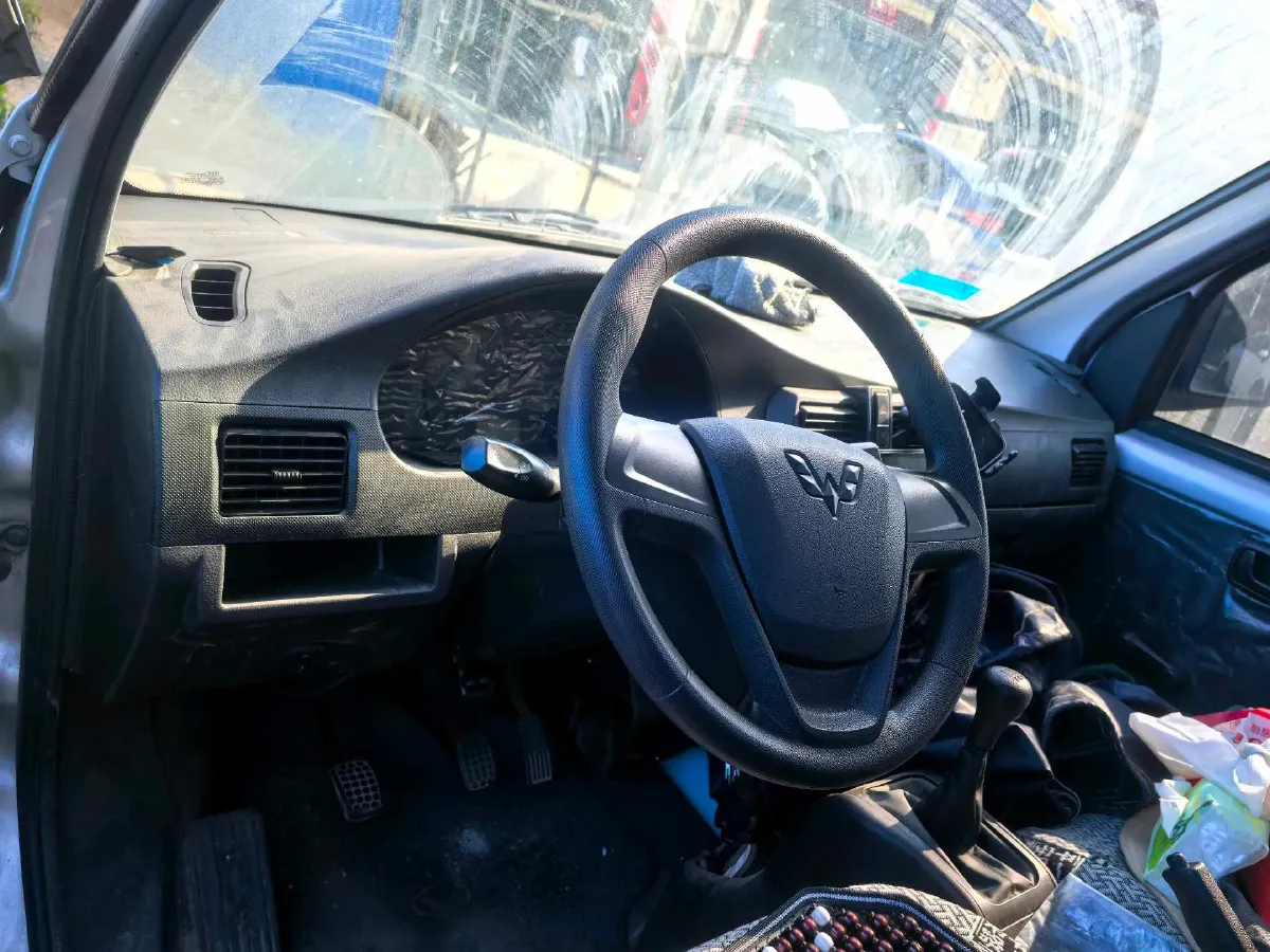 2023 WuLing ZhiGuang Mini Truck 1.5L 102HP L4 5MT,autocango,china used car exporter,china ev exporter,chinese used car exporter,chinese used ev exporter