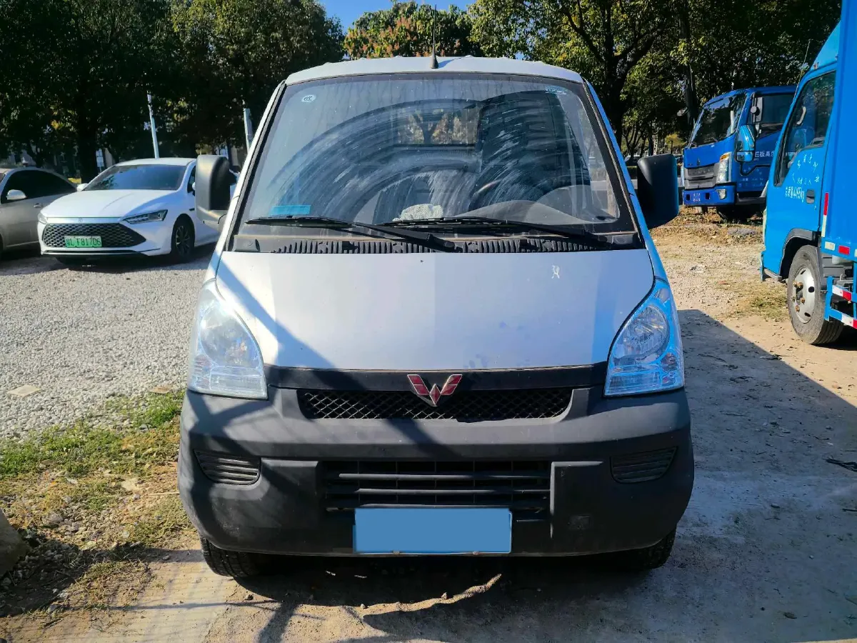 2023 WuLing ZhiGuang Mini Truck 1.5L 102HP L4 5MT,autocango,china used car exporter,china ev exporter,chinese used car exporter,chinese used ev exporter