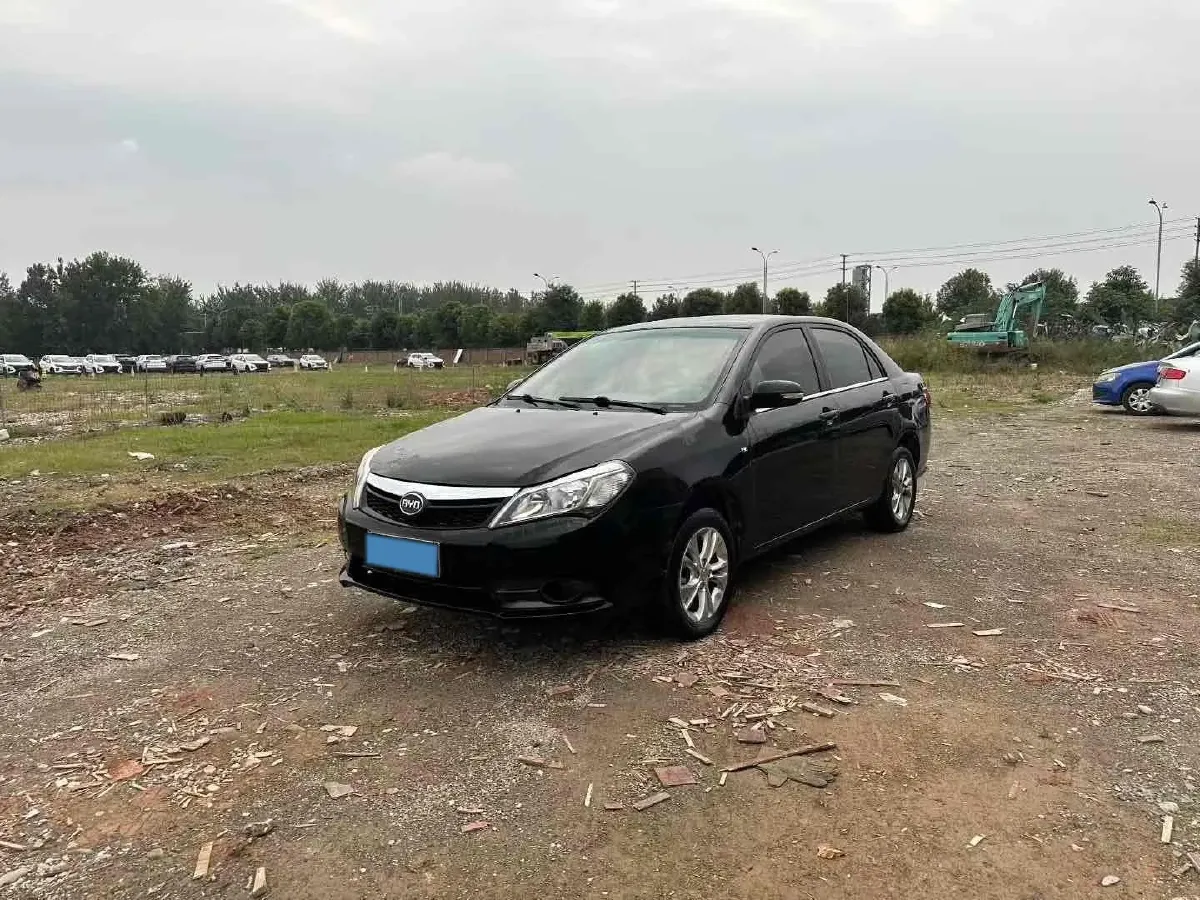 2014 BYD G5 1.5T 154HP L4 6MT,autocango,china used car exporter,china ev exporter,chinese used car exporter,chinese used ev exporter