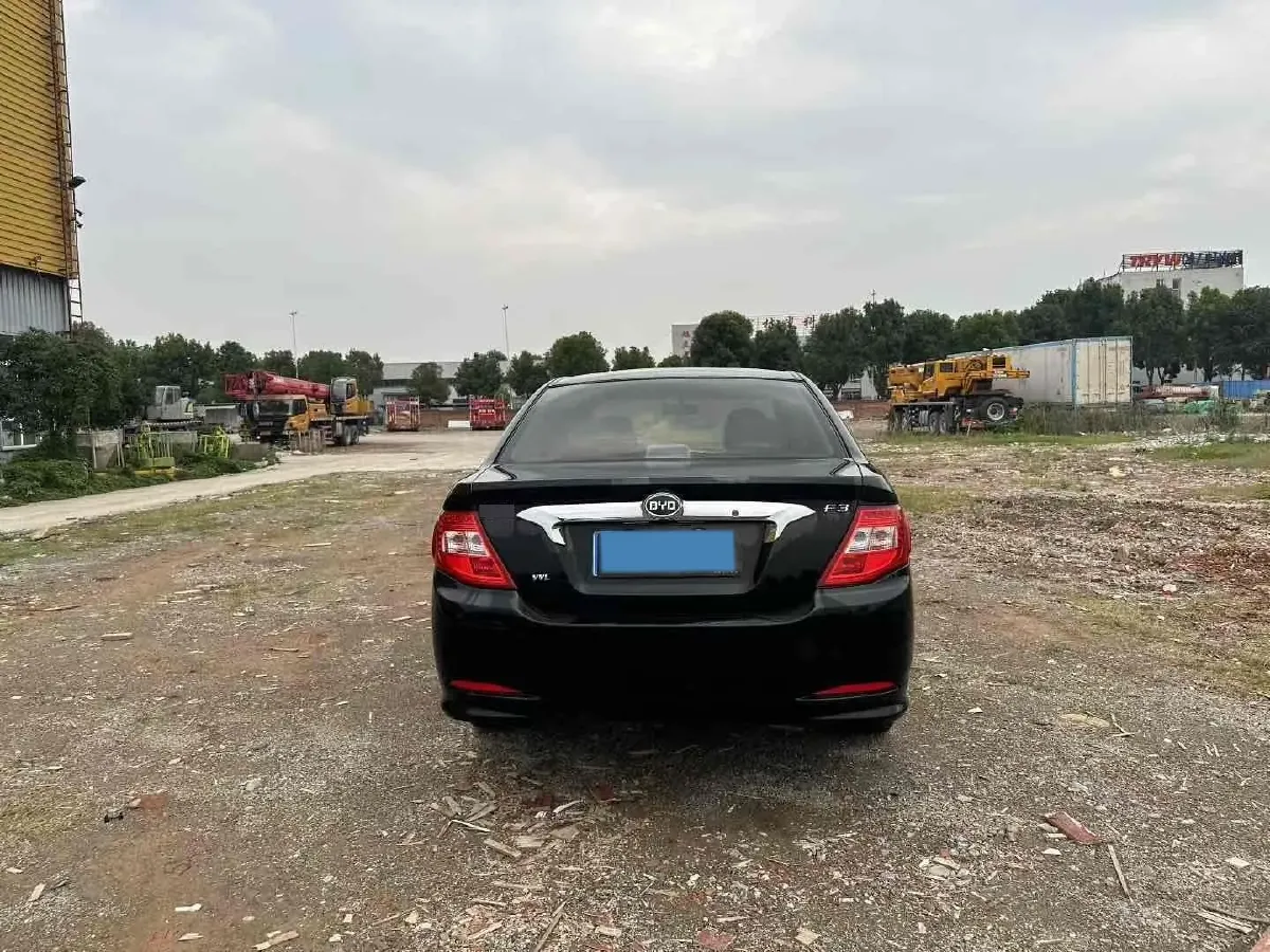 2014 BYD G5 1.5T 154HP L4 6MT,autocango,china used car exporter,china ev exporter,chinese used car exporter,chinese used ev exporter