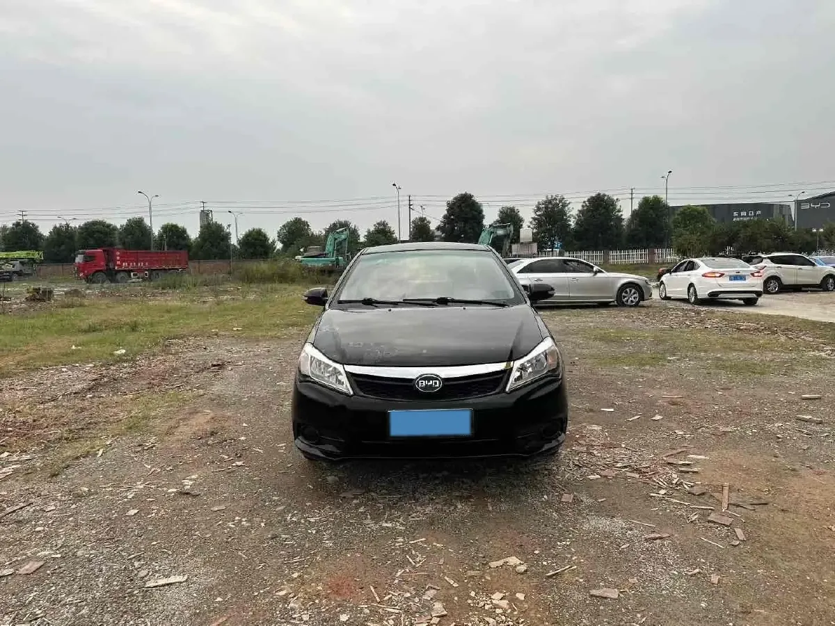 2014 BYD G5 1.5T 154HP L4 6MT,autocango,china used car exporter,china ev exporter,chinese used car exporter,chinese used ev exporter