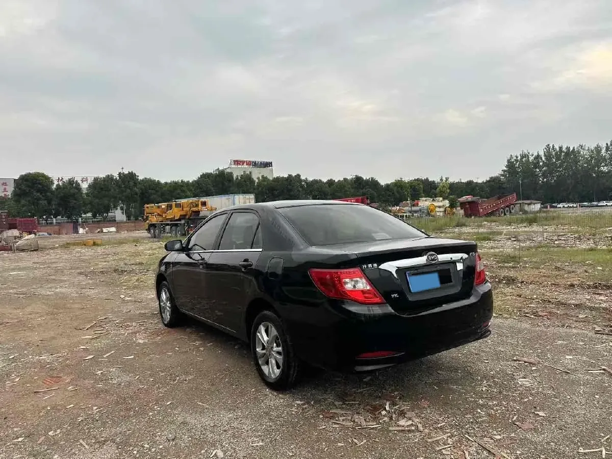 2014 BYD G5 1.5T 154HP L4 6MT,autocango,china used car exporter,china ev exporter,chinese used car exporter,chinese used ev exporter