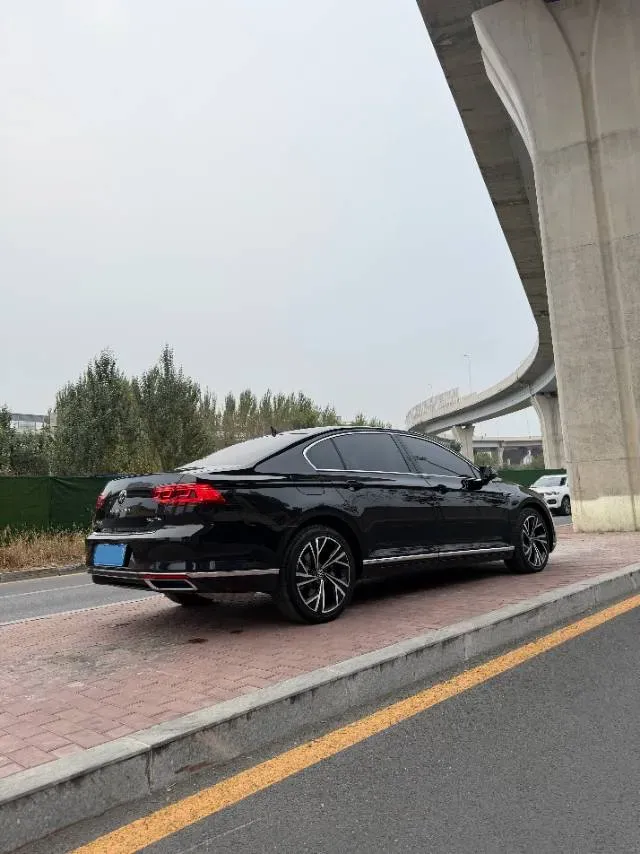 2022 Volkswagen Magotan GTE 1.4T 150HP L4 6DCT PHEV 13KWH,autocango,china used car exporter,china ev exporter,chinese used car exporter,chinese used ev exporter