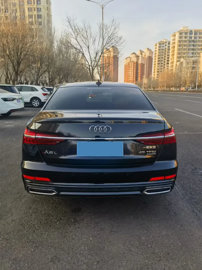 2019 Mercedes-Benz GLC Class 2.0T 245HP L4 9AT,autocango,china used car exporter,china ev exporter,chinese used car exporter,chinese used ev exporter