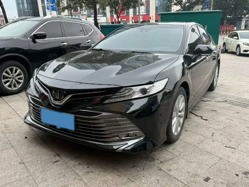 2019 Toyota Camry 2.0L 178HP L4 CVT
