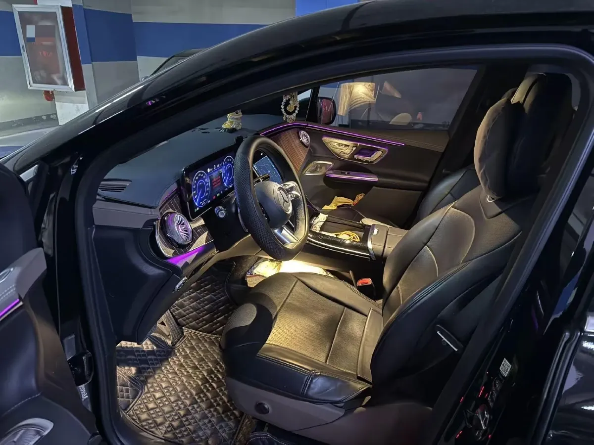 2024 Mercedes-Benz EQE SUV BEV 93.2KWH,autocango,china used car exporter,china ev exporter,chinese used car exporter,chinese used ev exporter