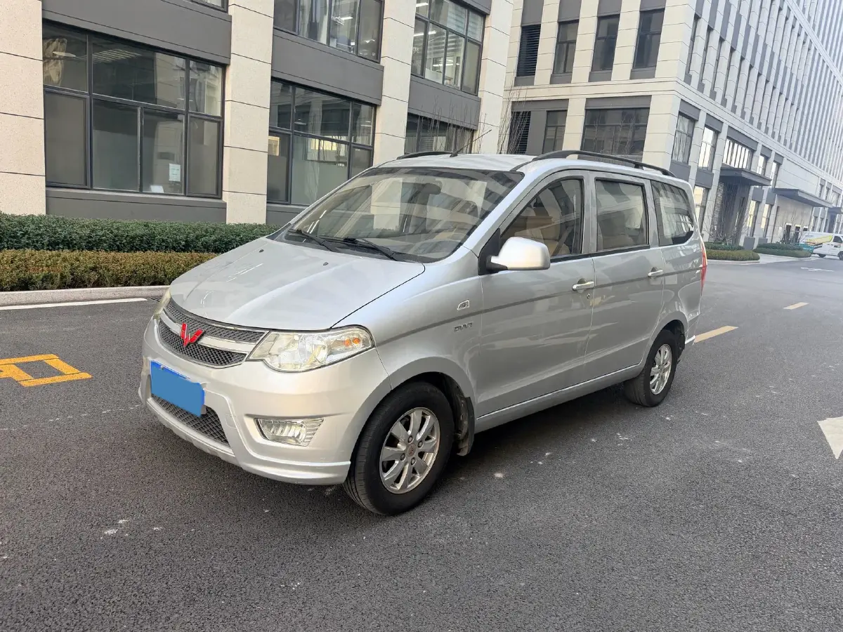 2016 WuLing HongGuang 1.5L 112HP L4 5MT