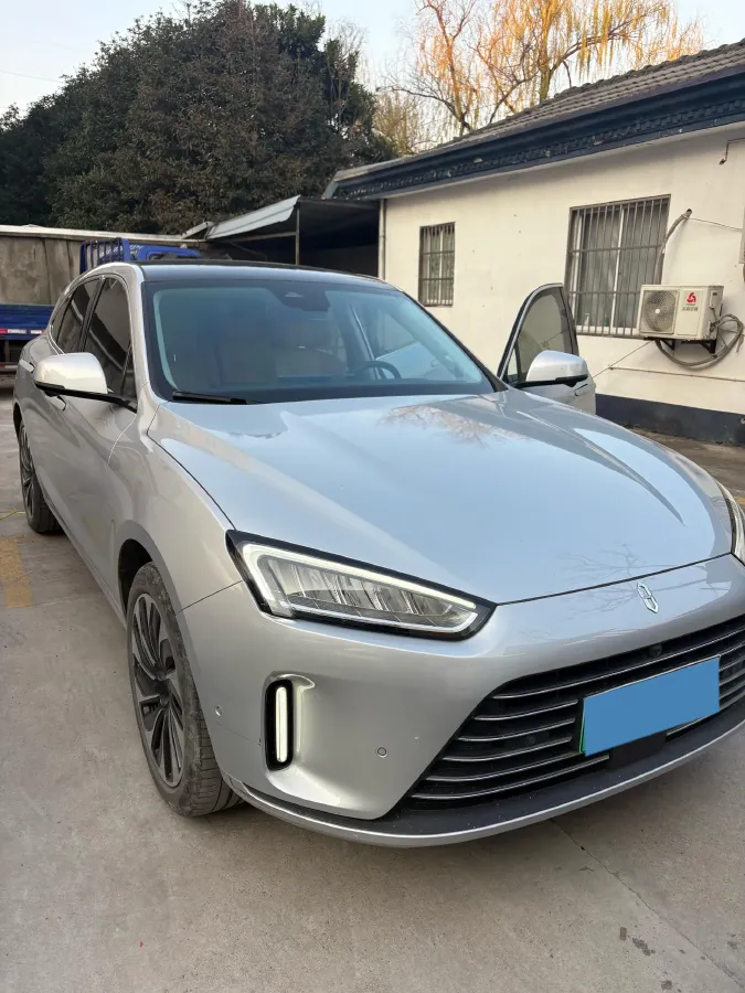 2022 JMC YuHu 7 2.0T 141HP L4 8AT,autocango,china used car exporter,china ev exporter,chinese used car exporter,chinese used ev exporter