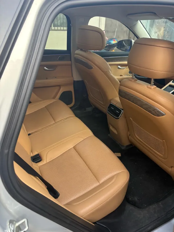 2022 JMC YuHu 7 2.0T 141HP L4 8AT,autocango,china used car exporter,china ev exporter,chinese used car exporter,chinese used ev exporter