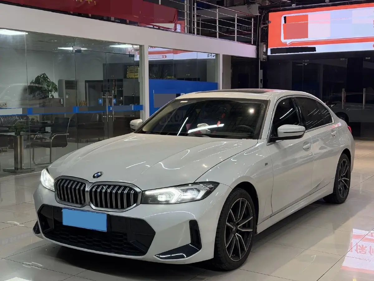 2024 BMW 3 Series 2.0T 156HP L4 8AT