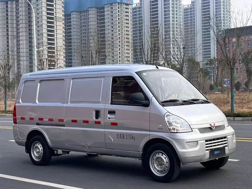 2021 SWM X2 1.5L 112HP L4 5MT,autocango,china used car exporter,china ev exporter,chinese used car exporter,chinese used ev exporter