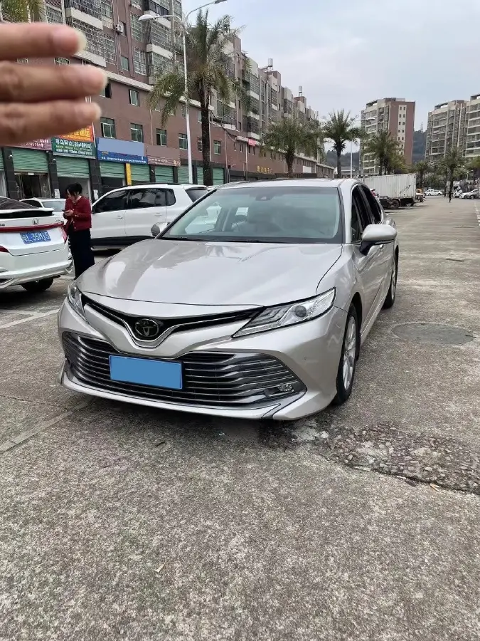 2018 Toyota Camry 2.0L 169HP L4 6AT