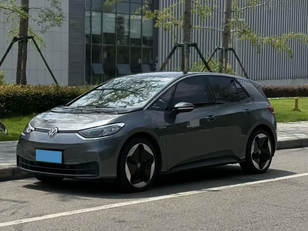 2023 Volkswagen ID.3 BEV 52.8KWH