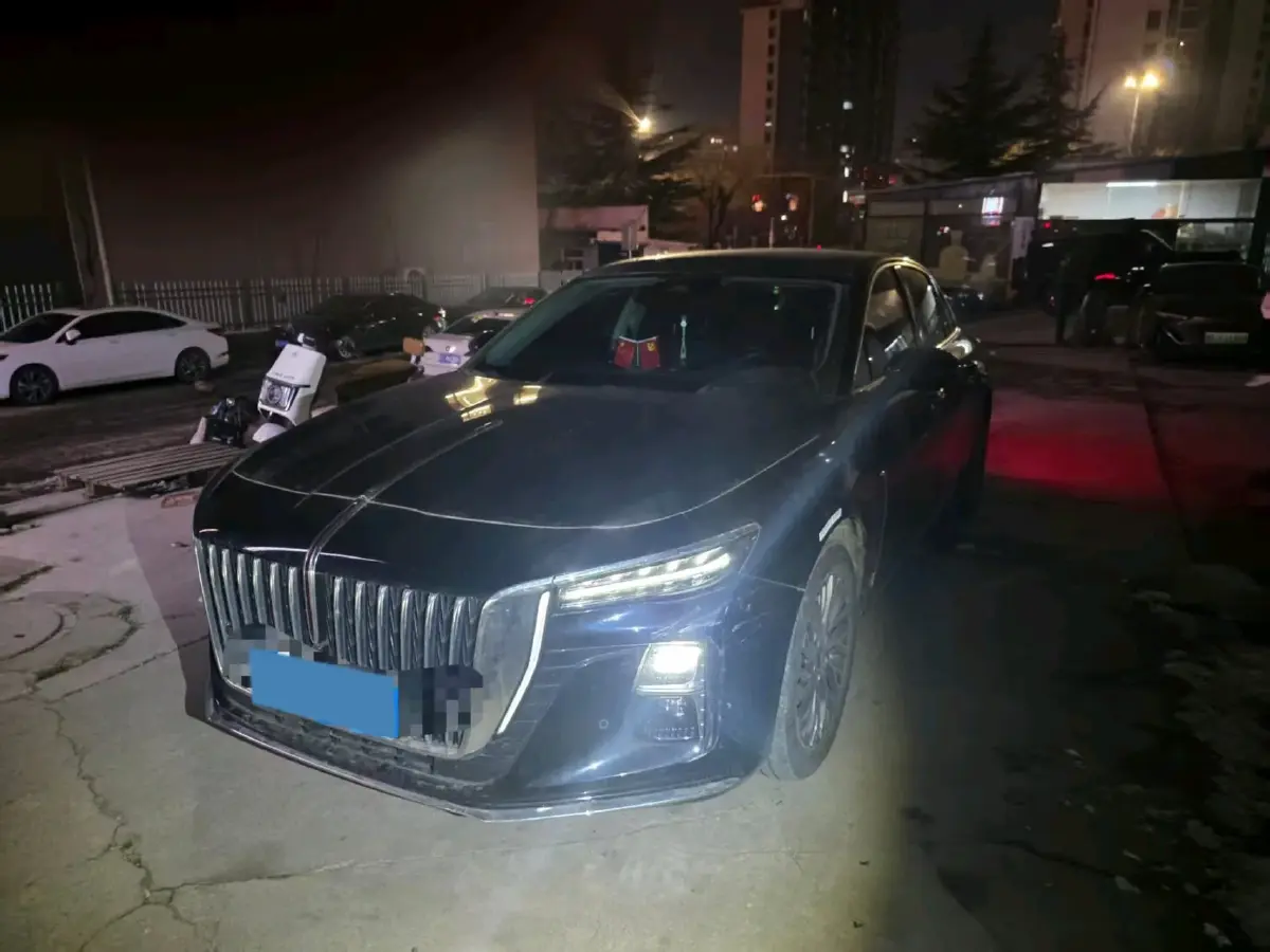 2023 HongQi H5 2.0T 224HP L4 8AT