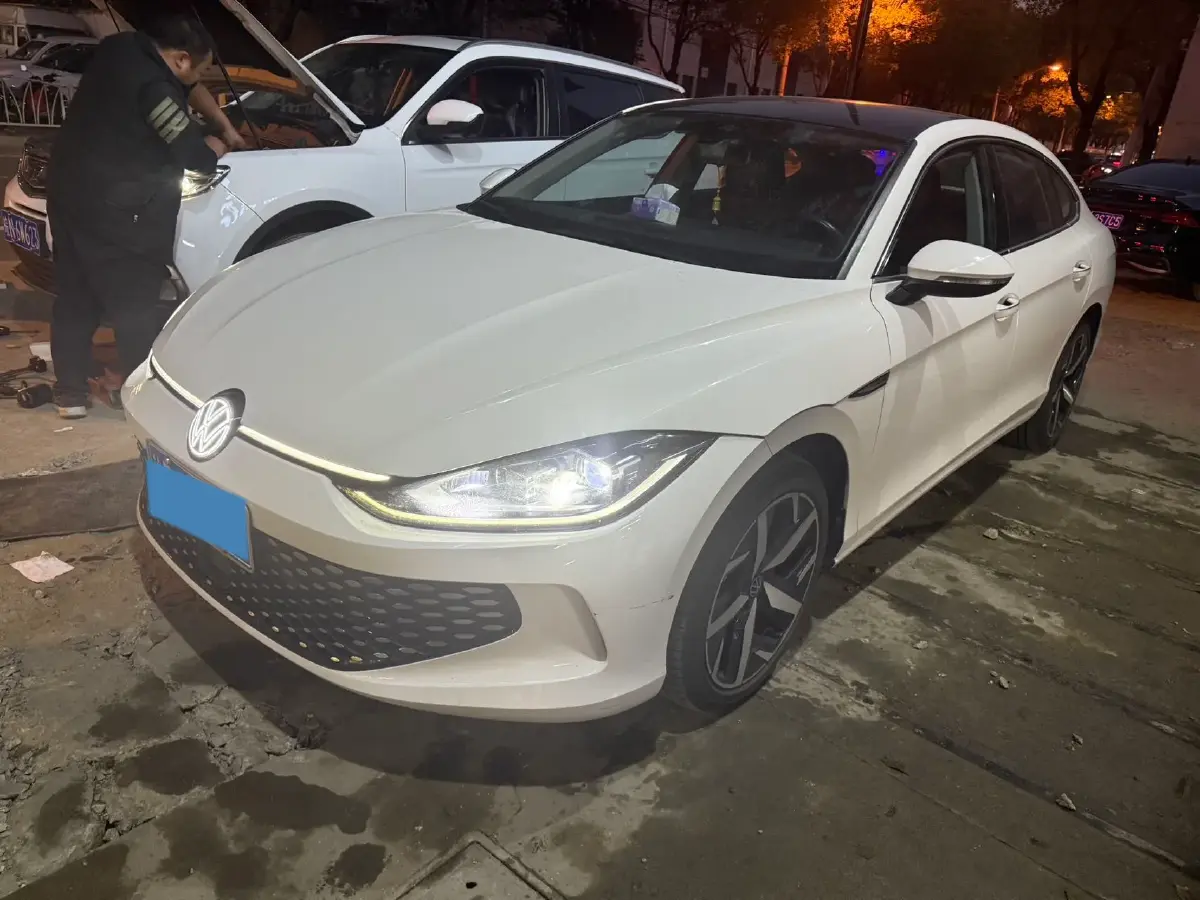 2023 Volkswagen Lamando 1.4T 150HP L4 7DCT