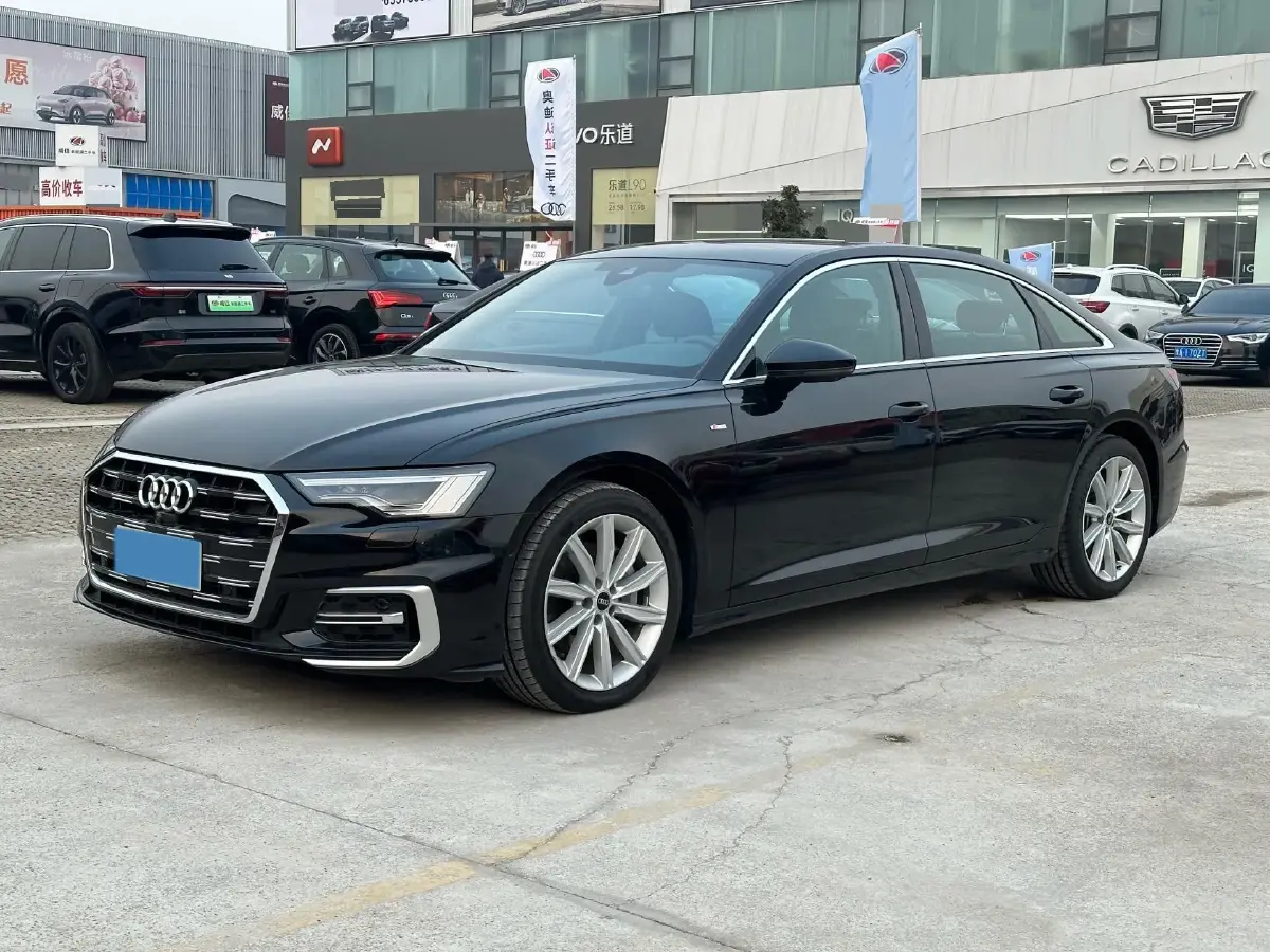 2023 Audi A6L 2.0T 245HP L4 7DCT