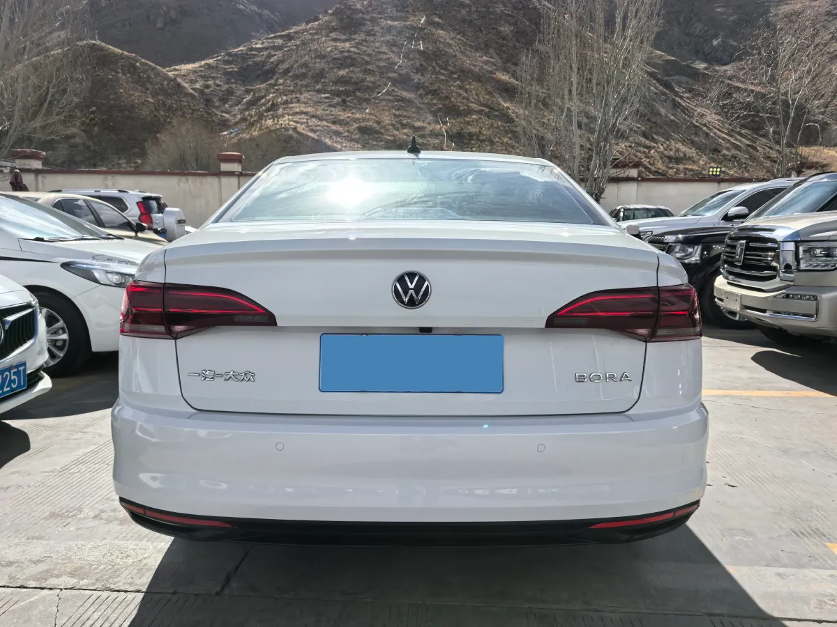 2021 Volkswagen Bora 1.5L 113HP L4 6AT,autocango,china used car exporter,china ev exporter,chinese used car exporter,chinese used ev exporter