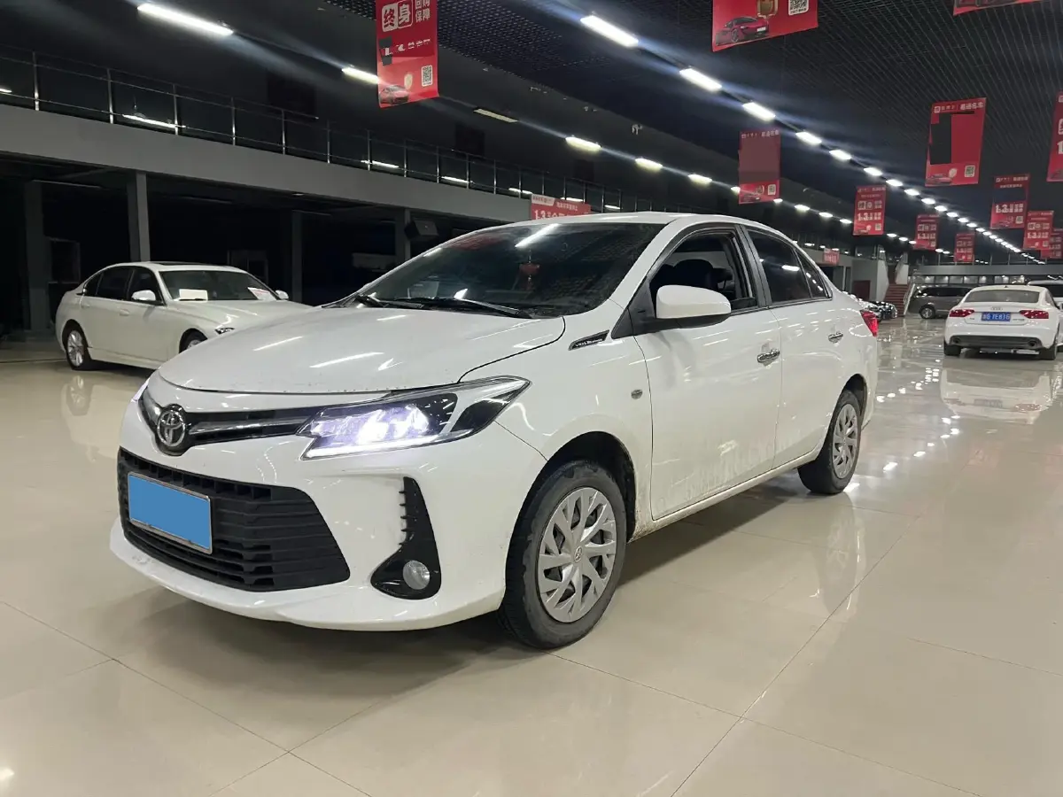 2022 Toyota Vios 1.5L 112HP L4 CVT