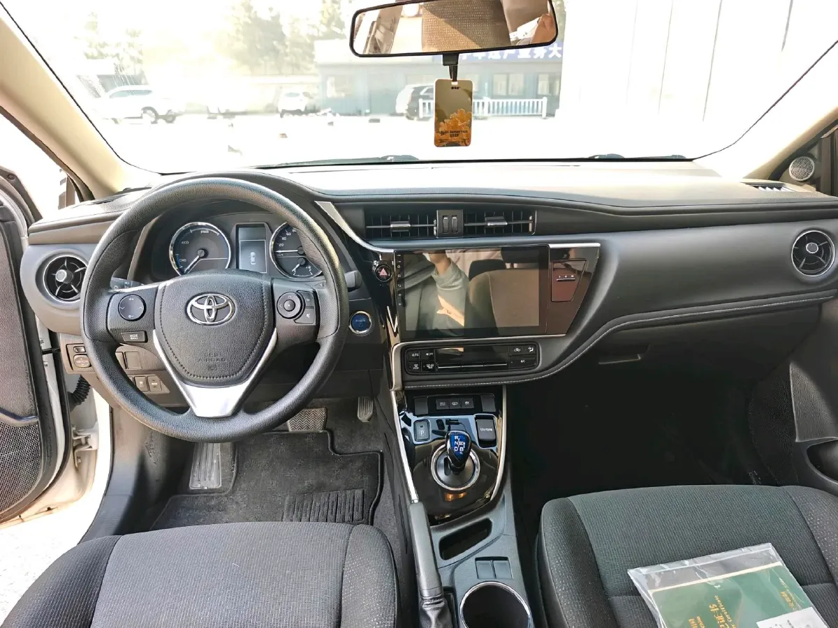 2020 Toyota Corolla Hybird E+ 1.8L 99HP L4 E-CVT PHEV 10.5KWH,autocango,china used car exporter,china ev exporter,chinese used car exporter,chinese used ev exporter