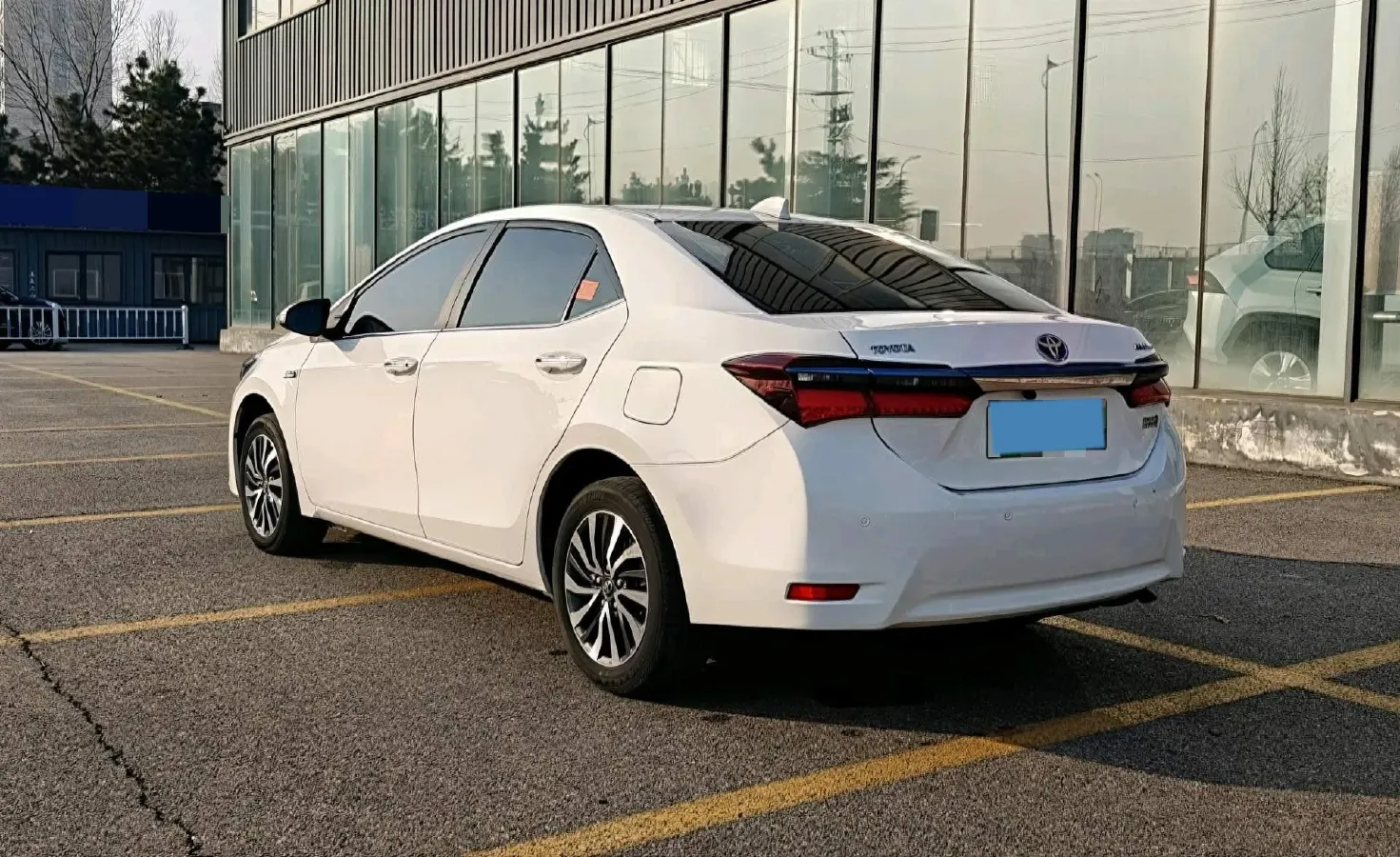 2020 Toyota Corolla Hybird E+ 1.8L 99HP L4 E-CVT PHEV 10.5KWH,autocango,china used car exporter,china ev exporter,chinese used car exporter,chinese used ev exporter