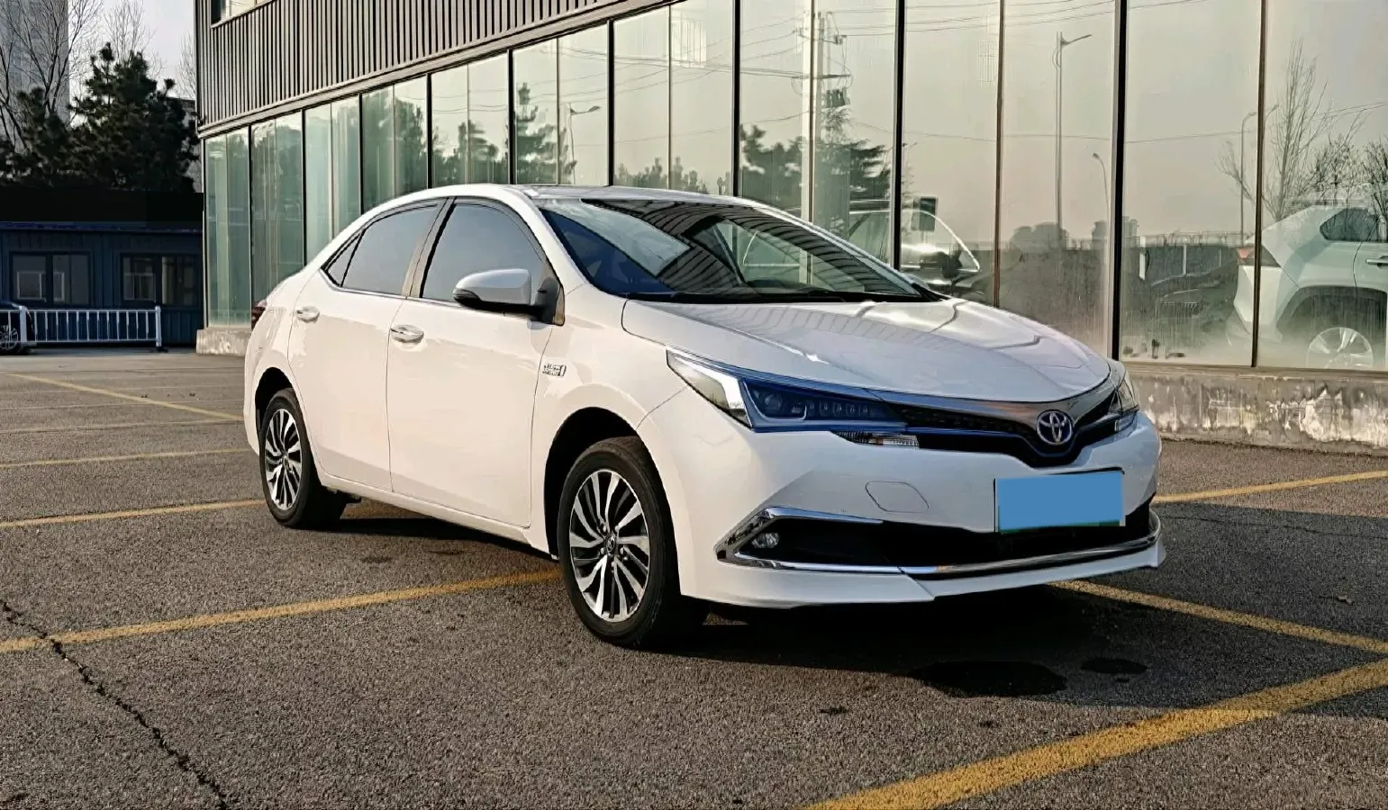2020 Toyota Corolla Hybird E+ 1.8L 99HP L4 E-CVT PHEV 10.5KWH,autocango,china used car exporter,china ev exporter,chinese used car exporter,chinese used ev exporter