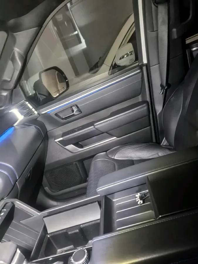 2022 Tank 300 2.0T 227HP L4 8AT,autocango,china used car exporter,china ev exporter,chinese used car exporter,chinese used ev exporter