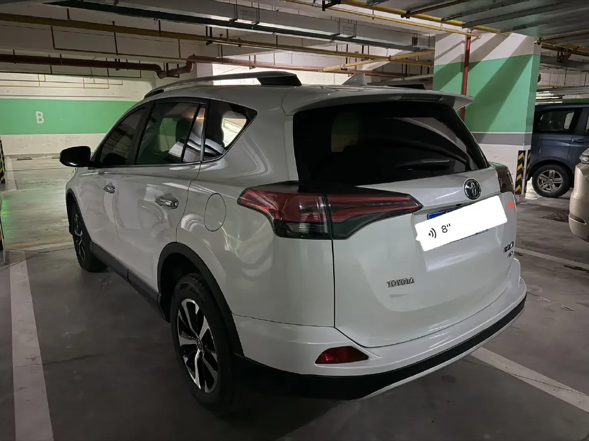 2019 Toyota RAV4 2.0L 151HP L4 CVT,autocango,china used car exporter,china ev exporter,chinese used car exporter,chinese used ev exporter
