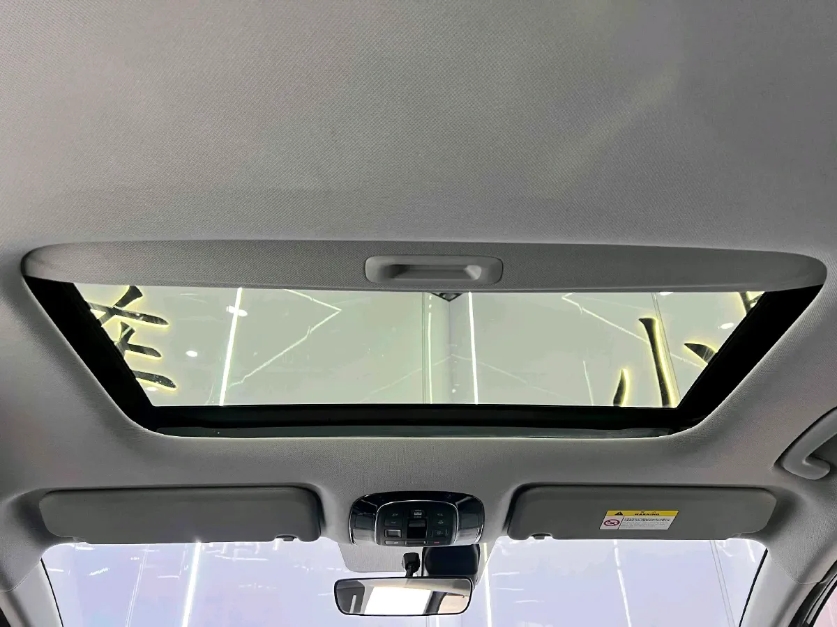 2021 Hyundai Custo 1.5T 170HP L4 8AT,autocango,china used car exporter,china ev exporter,chinese used car exporter,chinese used ev exporter