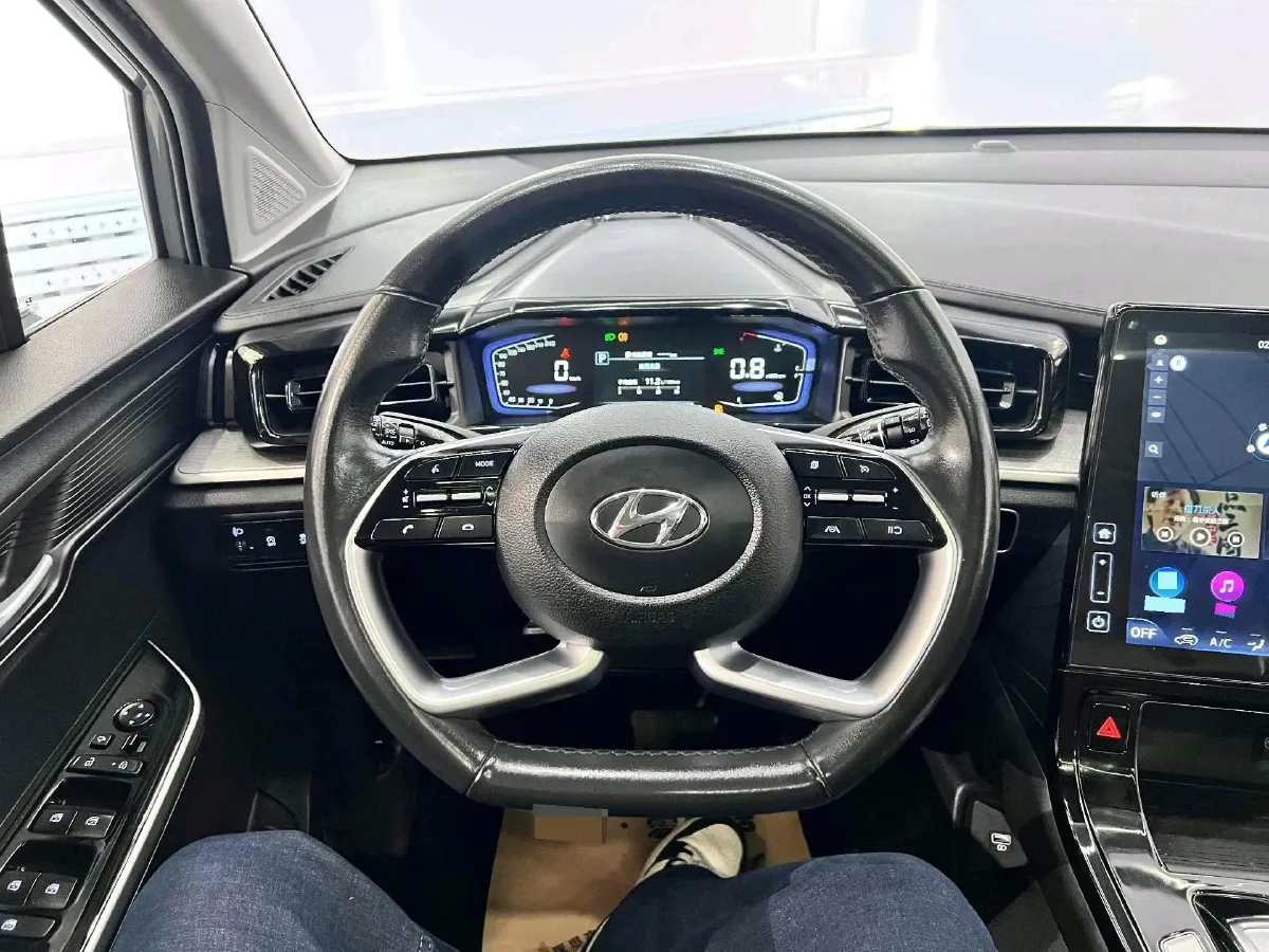 2021 Hyundai Custo 1.5T 170HP L4 8AT,autocango,china used car exporter,china ev exporter,chinese used car exporter,chinese used ev exporter