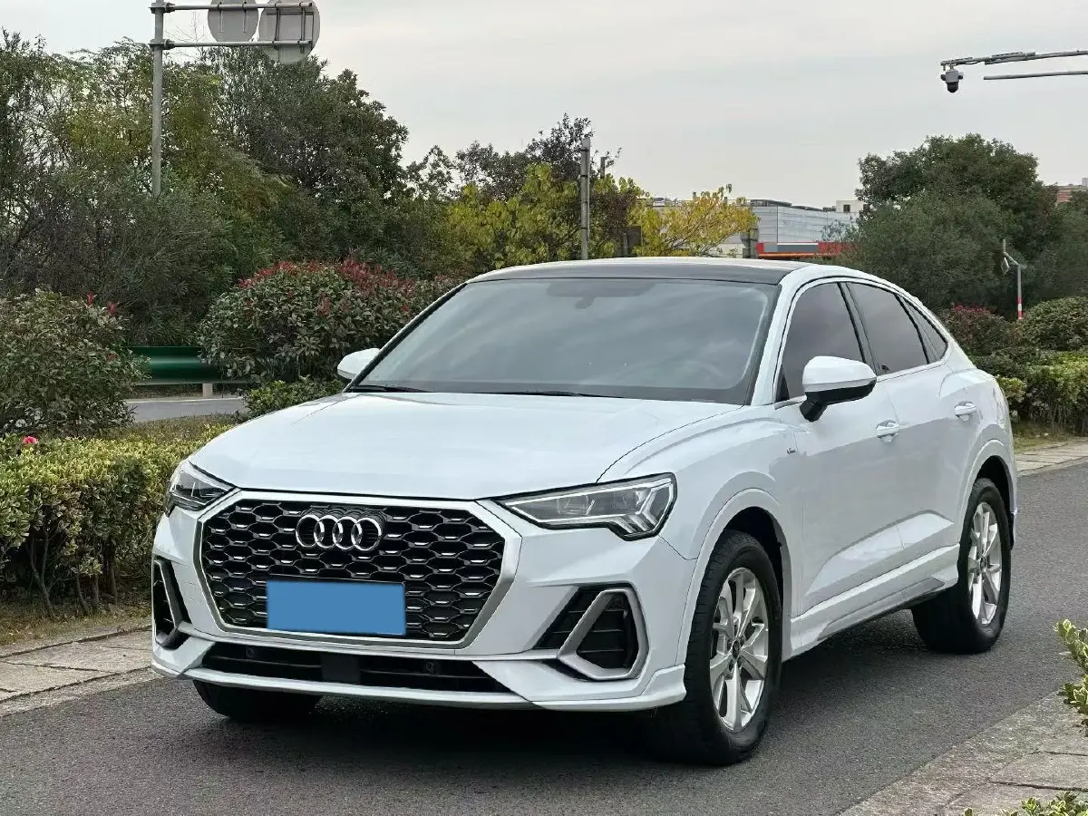 2022 Audi Q3 Sportback 1.4T 150HP L4 7DCT