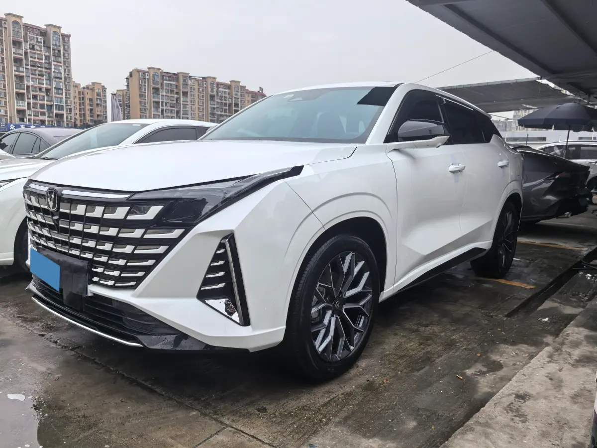2025 ChangAn UNI-Z 1.5T 188HP L4 7DCT