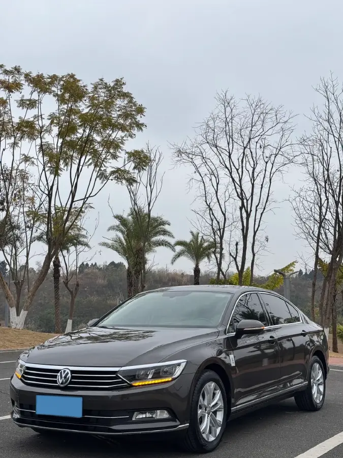 2018 Volkswagen Magotan 1.8T 180HP L4 7DCT