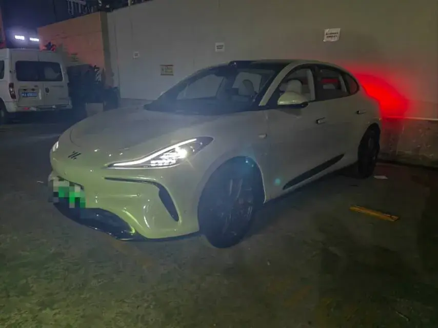 2023 IM LS6 BEV 90KWH