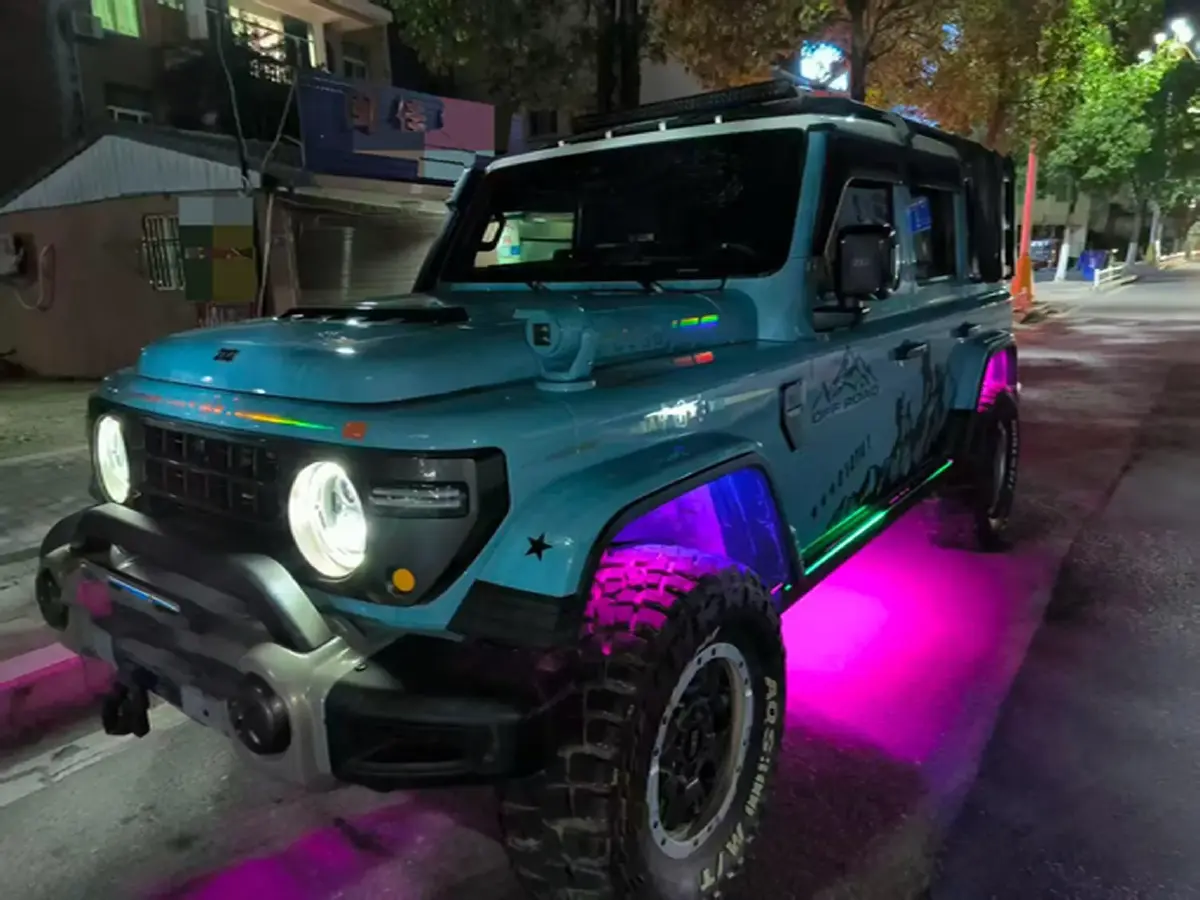 2025 212 212 T01 2.0T 252HP L4 8AT