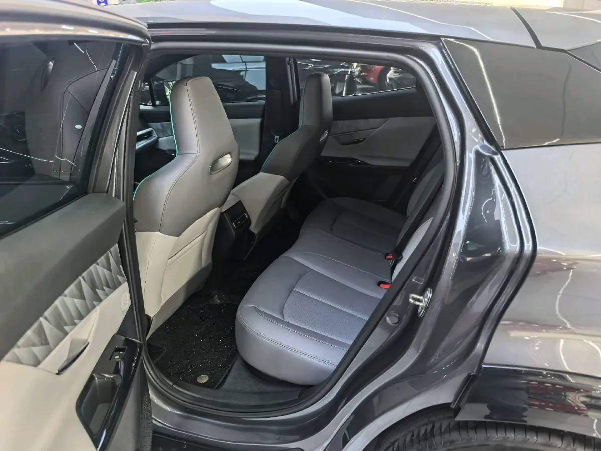 2023 ChangAn UNI-T 1.5T 188HP L4 7DCT,autocango,china used car exporter,china ev exporter,chinese used car exporter,chinese used ev exporter