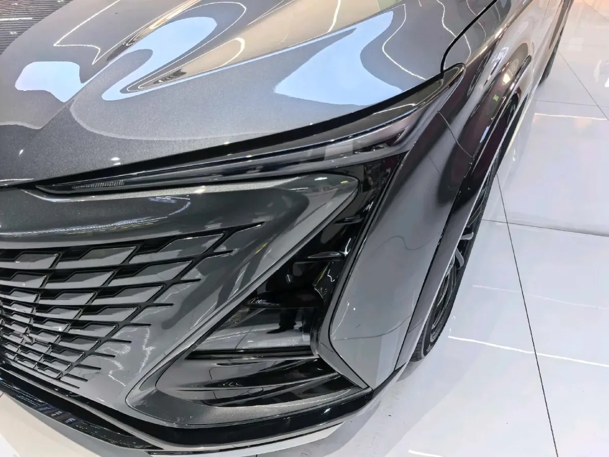 2023 ChangAn UNI-T 1.5T 188HP L4 7DCT,autocango,china used car exporter,china ev exporter,chinese used car exporter,chinese used ev exporter