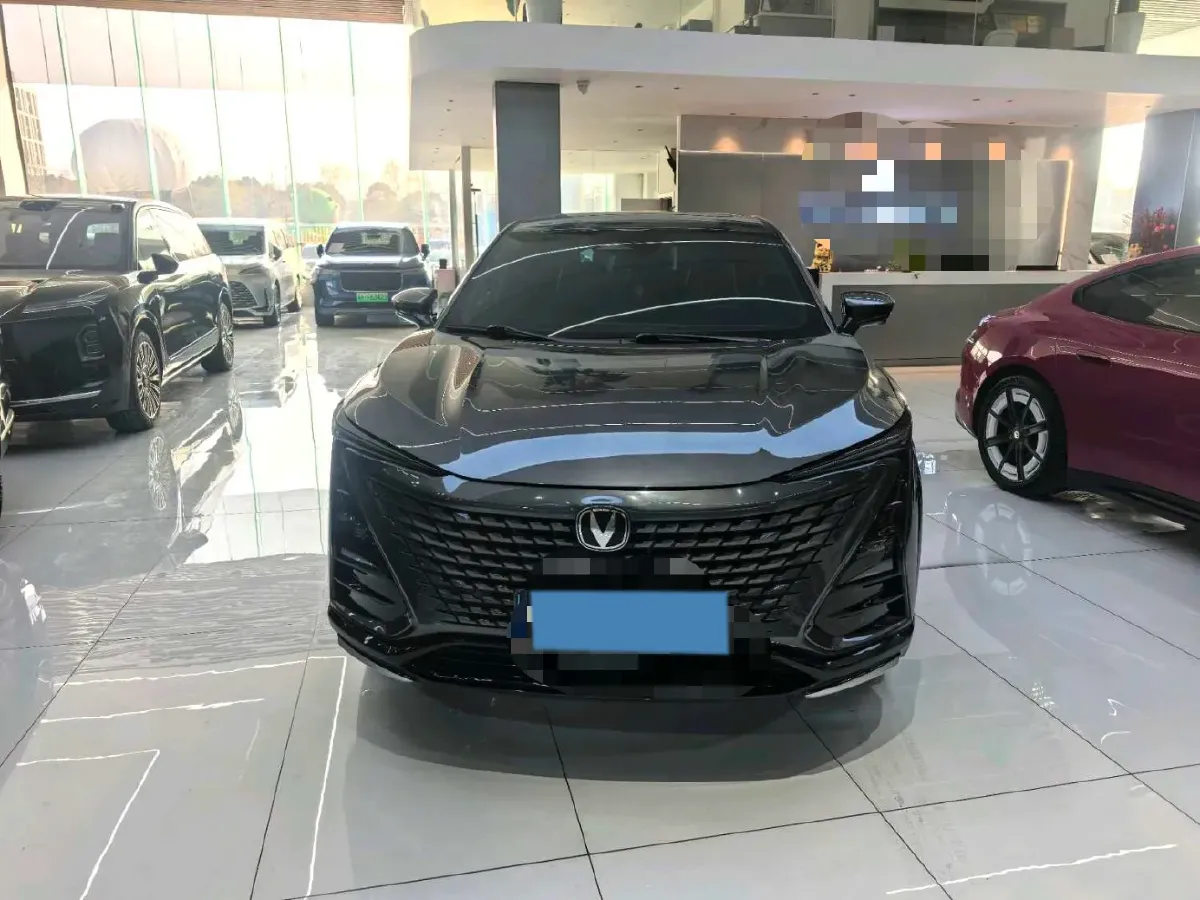 2023 ChangAn UNI-T 1.5T 188HP L4 7DCT,autocango,china used car exporter,china ev exporter,chinese used car exporter,chinese used ev exporter