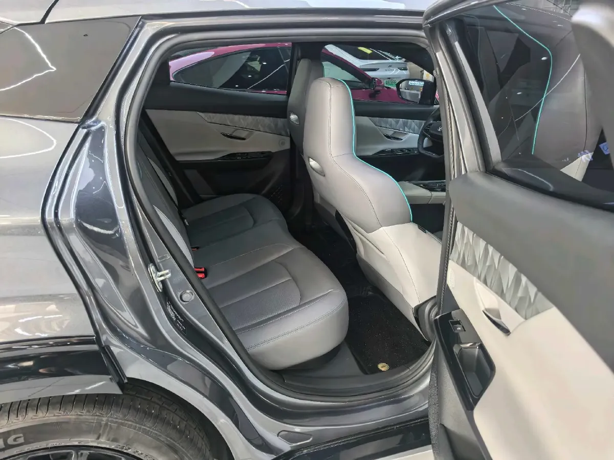 2023 ChangAn UNI-T 1.5T 188HP L4 7DCT,autocango,china used car exporter,china ev exporter,chinese used car exporter,chinese used ev exporter