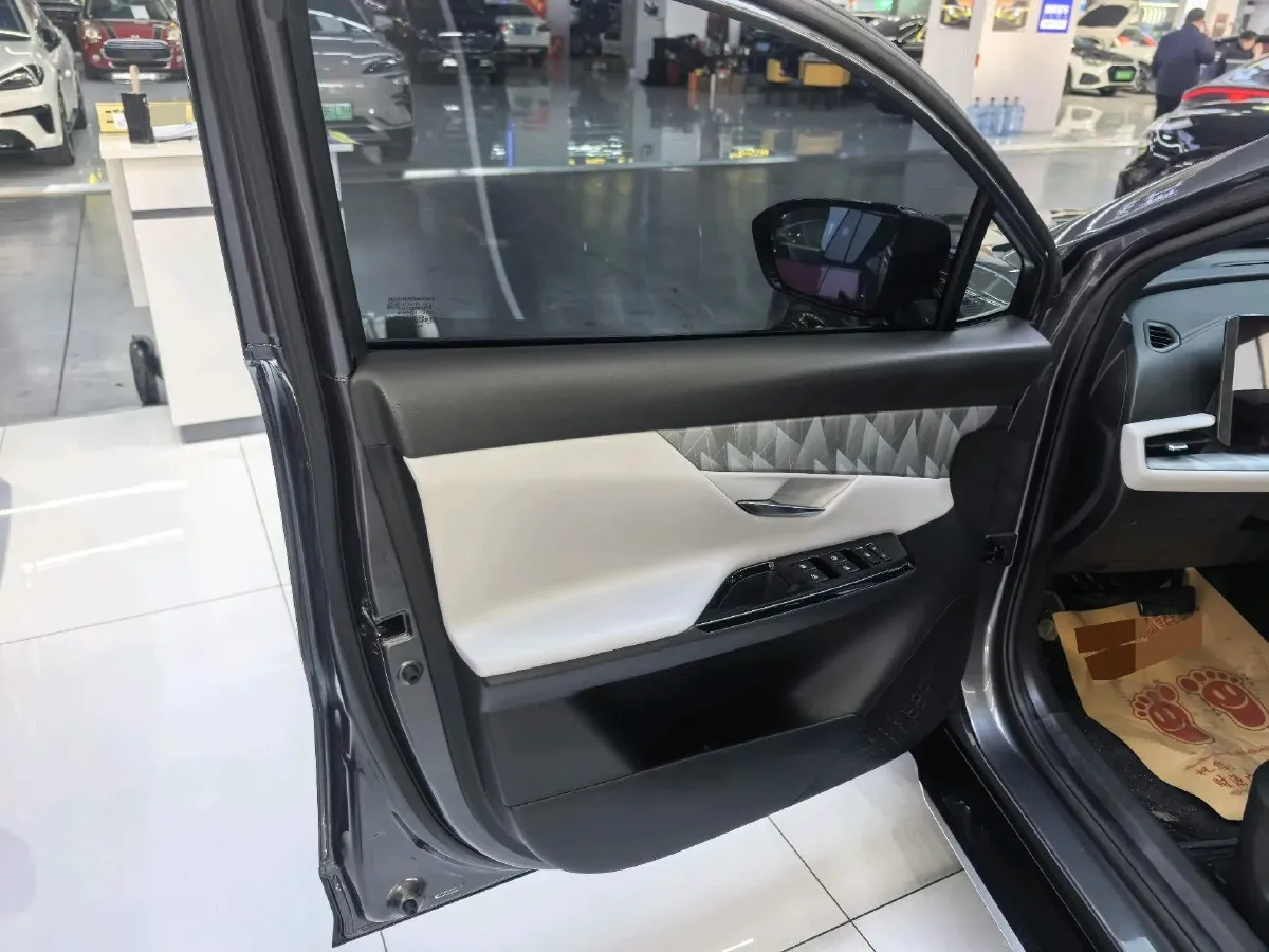 2023 ChangAn UNI-T 1.5T 188HP L4 7DCT,autocango,china used car exporter,china ev exporter,chinese used car exporter,chinese used ev exporter